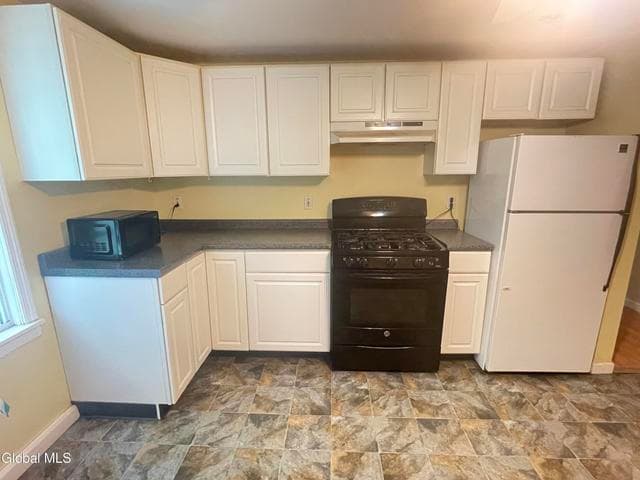 11 Sunnyside Avenue, Colonie, NY, photo 3