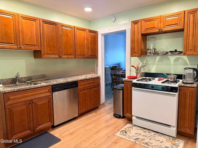 15 Zoar Avenue, Albany, NY, photo 5