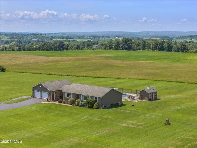 351 Fuller Road, Amsterdam, NY, photo 2