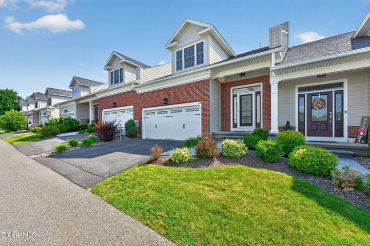 86 Cambridge Way, Latham, NY, photo 3