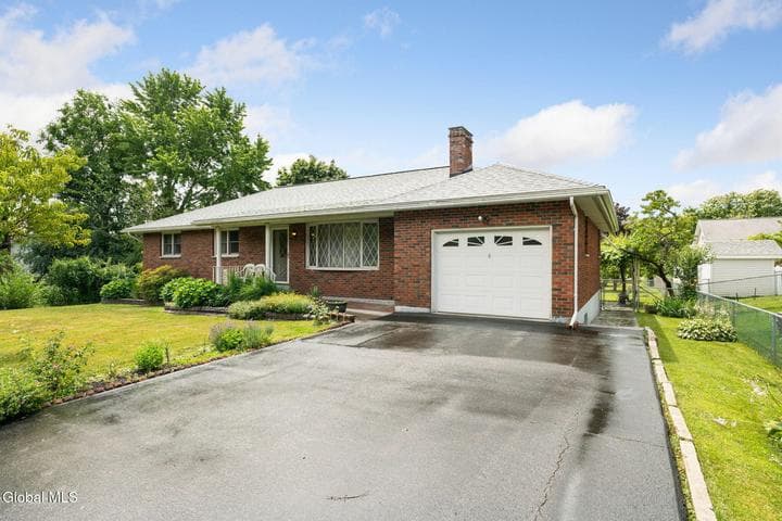 1346 Tracy Avenue, Niskayuna, NY