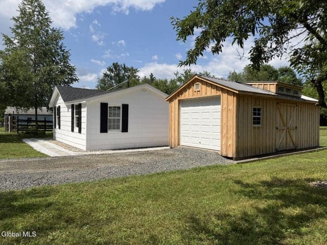 141 Wendell Avenue, Broadalbin, NY, photo 3