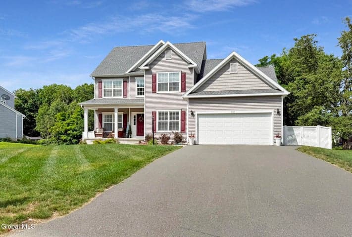 905 Ridgeview Circle, Schodack, NY, photo 2