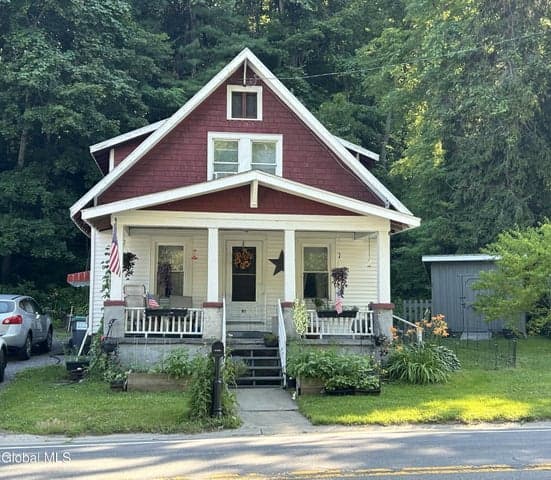 81 Ft Johnson Avenue, Fort Johnson, NY, photo 3