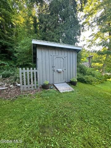 81 Ft Johnson Avenue, Fort Johnson, NY, photo 5