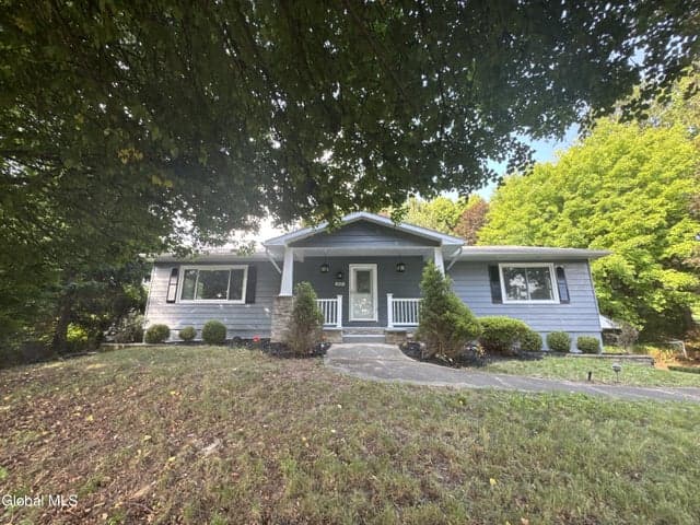 417 Albany Shaker Road, Loudonville, NY