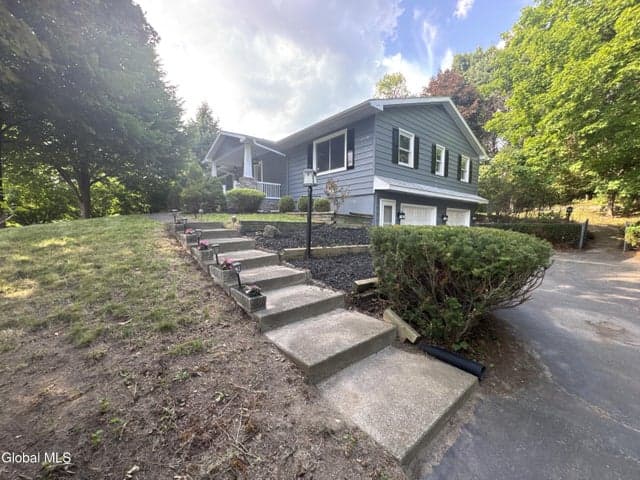 417 Albany Shaker Road, Loudonville, NY, photo 3