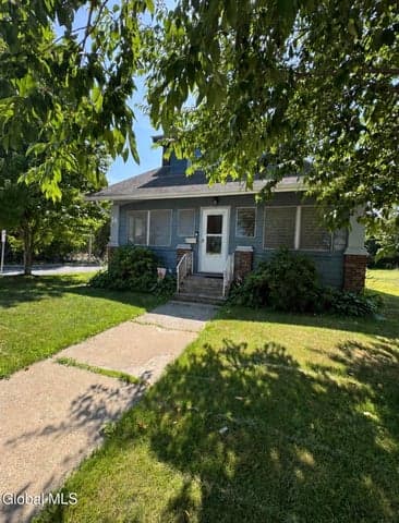 14 Library Avenue, Warrensburg, NY, photo 1