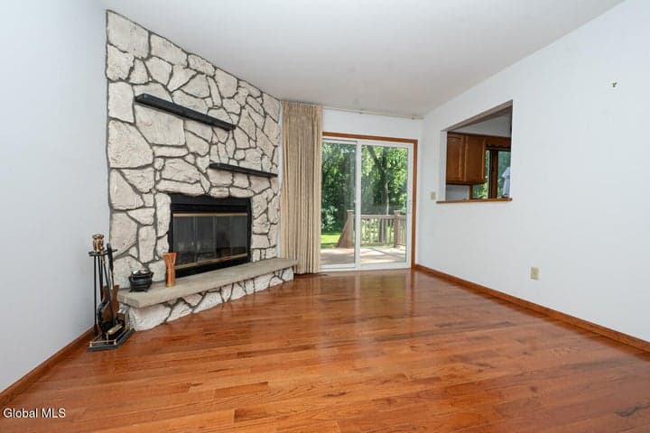 73 Velina Drive, Guilderland, NY, photo 3