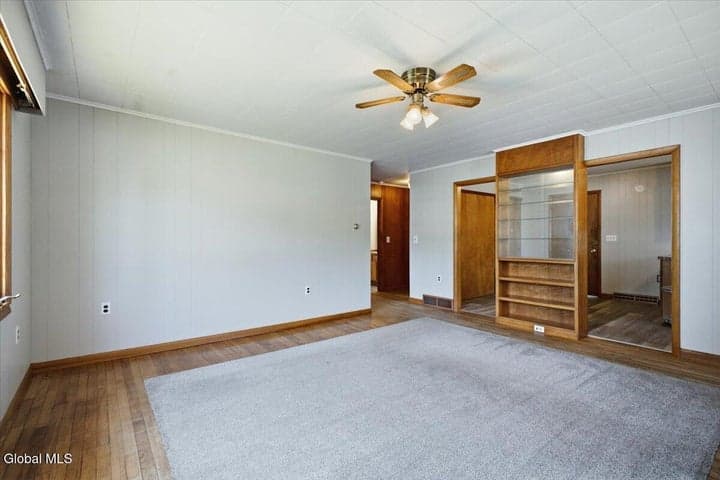 16 4th Avenue, Warrensburg, NY, photo 5