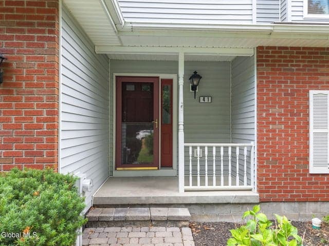 41 Westbury Court, Clifton Park, NY, photo 3