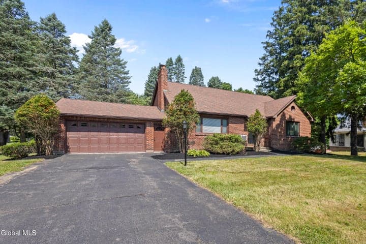 51 Old Troy Road, East Greenbush, NY, photo 1
