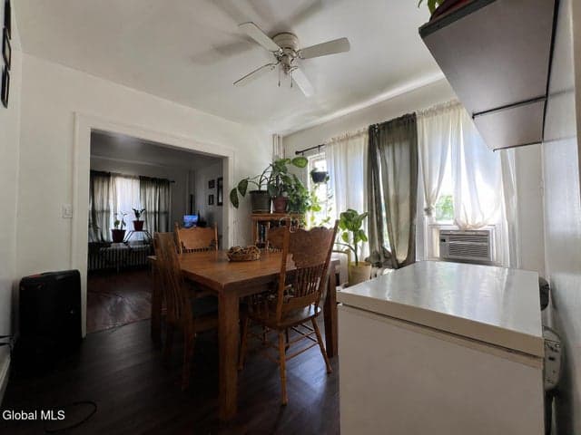 28 Pennsylvania Avenue, Albany, NY, photo 5