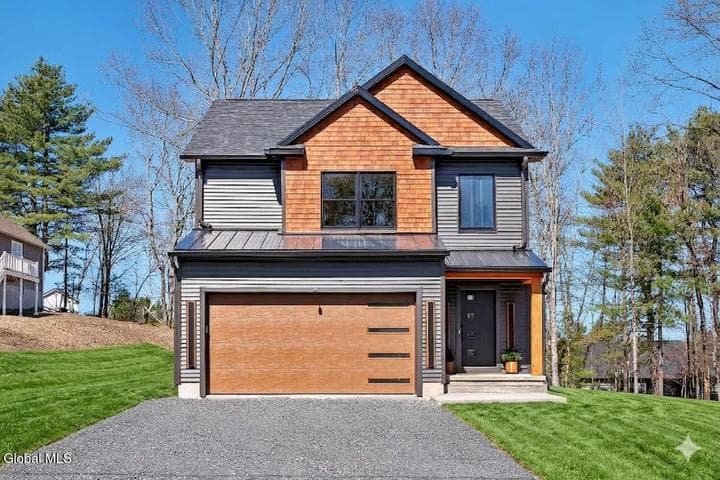 130 Hidley Road, North Greenbush, NY