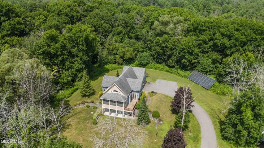 12 Lakeshore Avenue, Ballston, NY, photo 4