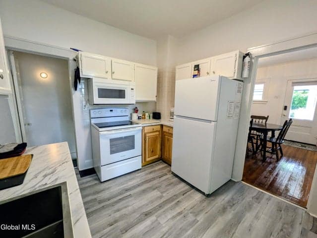4 Palmer Avenue, Corinth, NY, photo 3