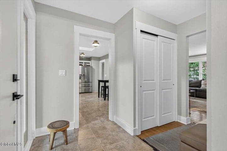 25 Patricia Lane, Rexford, NY, photo 5