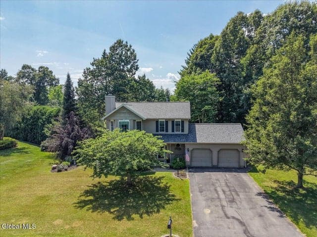 4 S Whitney Road, Saratoga Springs, NY, photo 2