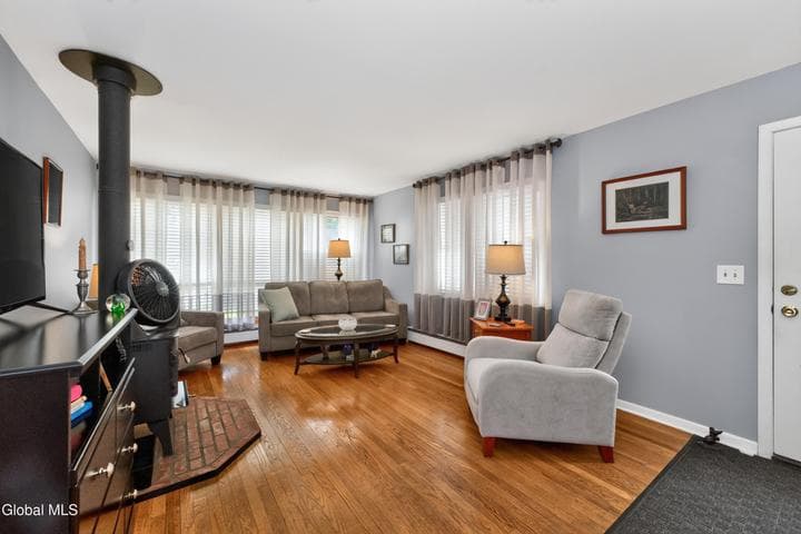9 Fairlawn Avenue, East Greenbush, NY, photo 5