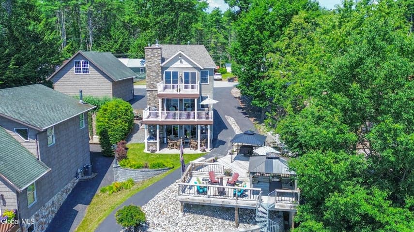 105 Lakeside Avenue, Edinburg, NY, photo 2