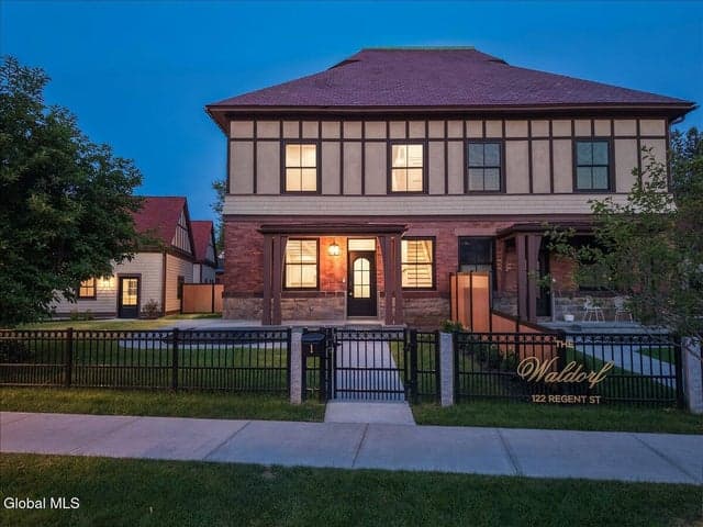 122 Regent Street #Unit 1, Saratoga Springs, NY, photo 1