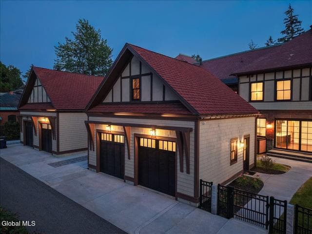 122 Regent Street #Unit 1, Saratoga Springs, NY, photo 3
