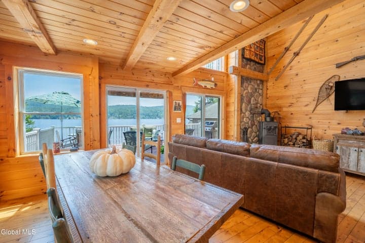 105 Lakeside Avenue, Edinburg, NY, photo 5