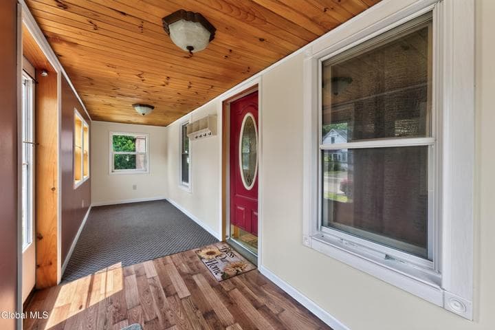11 Leach Avenue, Colonie, NY, photo 5