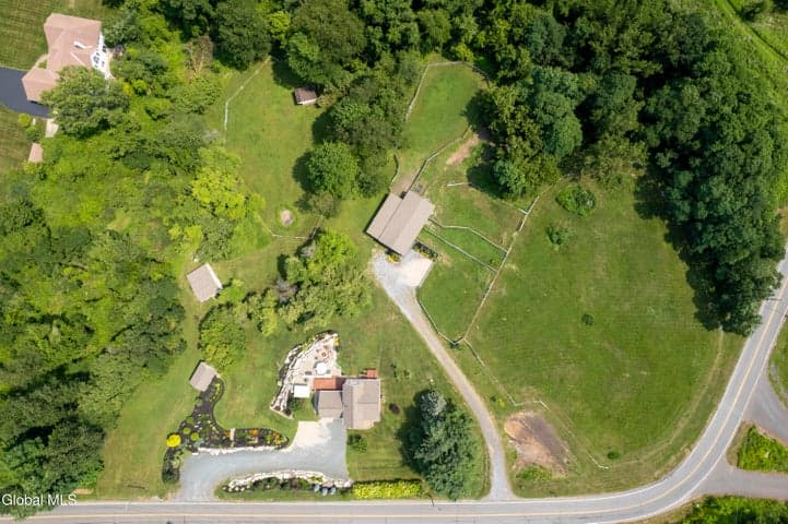 101 Button Road, Halfmoon, NY, photo 3