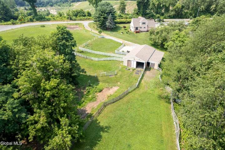 101 Button Road, Halfmoon, NY, photo 5