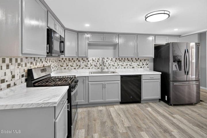 52 Sargent Street, Cohoes, NY, photo 5