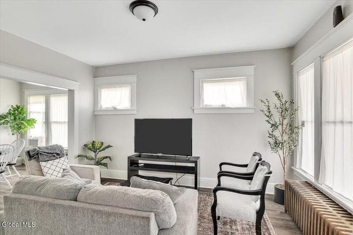 17 Tremont Street, Albany, NY, photo 5
