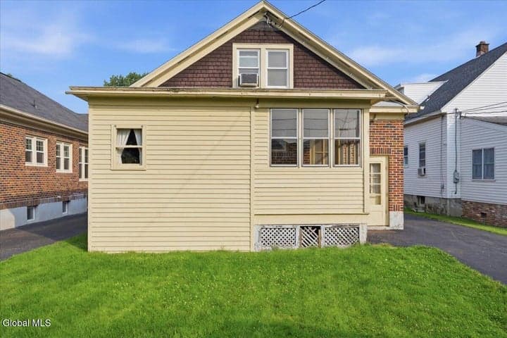 79 Edgecomb Street, Albany, NY, photo 5