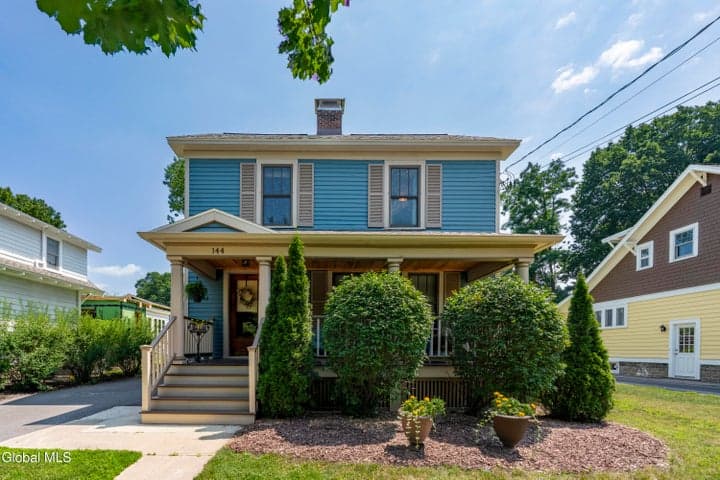 144 East Avenue, Saratoga Springs, NY