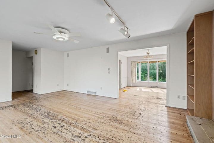 1171 Ruffner Road, Niskayuna, NY, photo 2