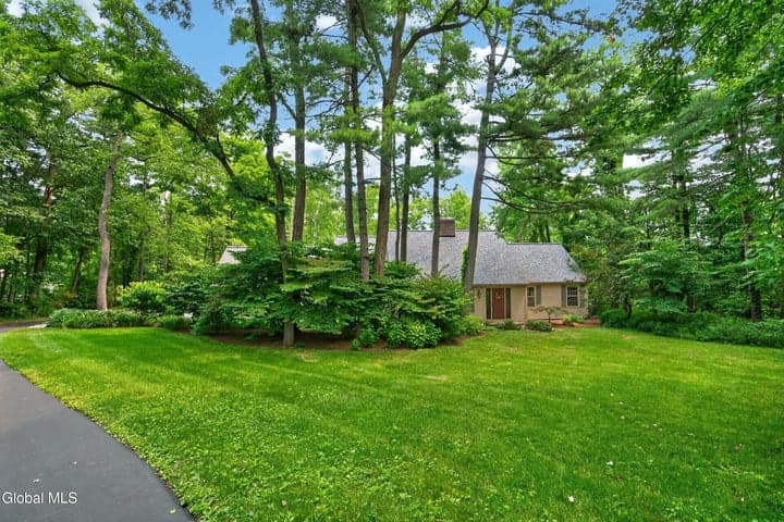 218 Swift Road, Voorheesville, NY, photo 2