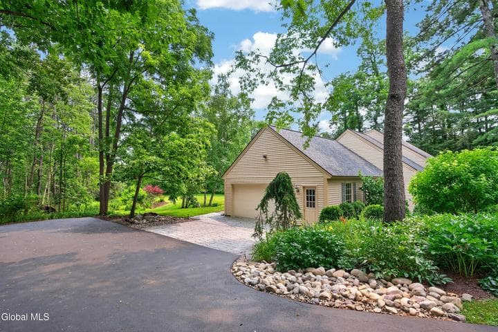 218 Swift Road, Voorheesville, NY, photo 5