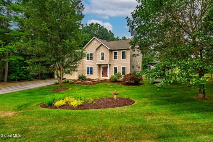 84 Sarah Jen Drive, Queensbury, NY, photo 4
