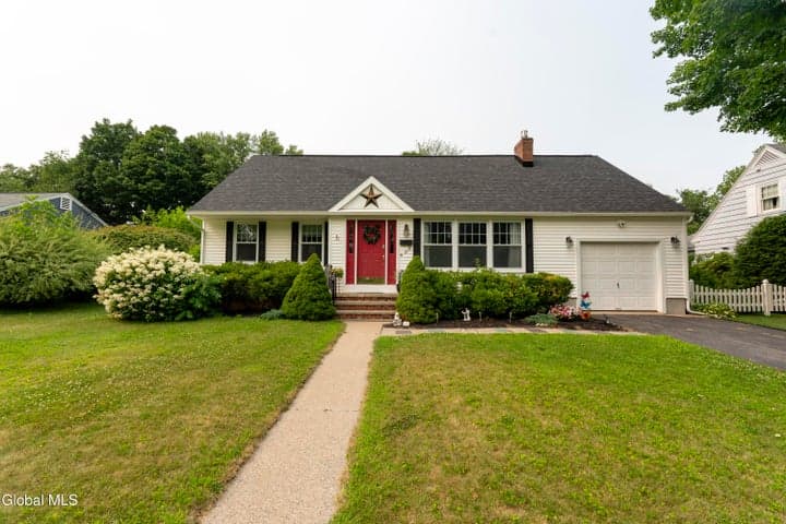 27 Pershing Road, Queensbury, NY