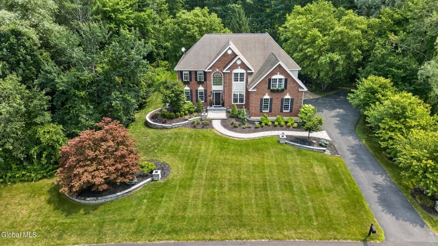 5 Caraway Court, Halfmoon, NY, photo 4