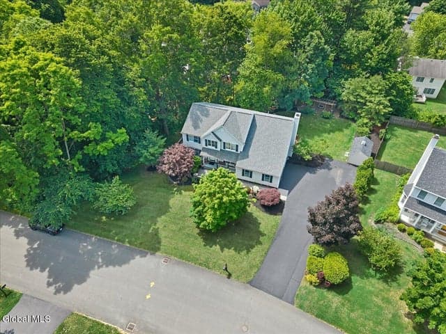 58 Jamison Drive, Clifton Park, NY, photo 2