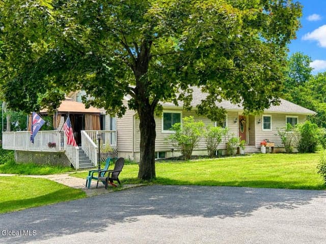 41 Hogsback Road, Easton, NY