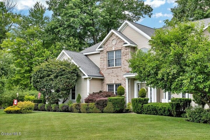33 Praise Lane, Glenville, NY, photo 3