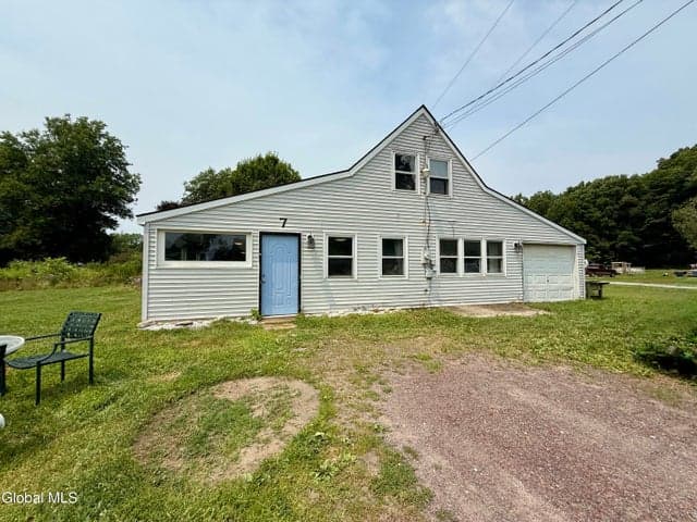 7 Morgans Lane, Fort Ann, NY
