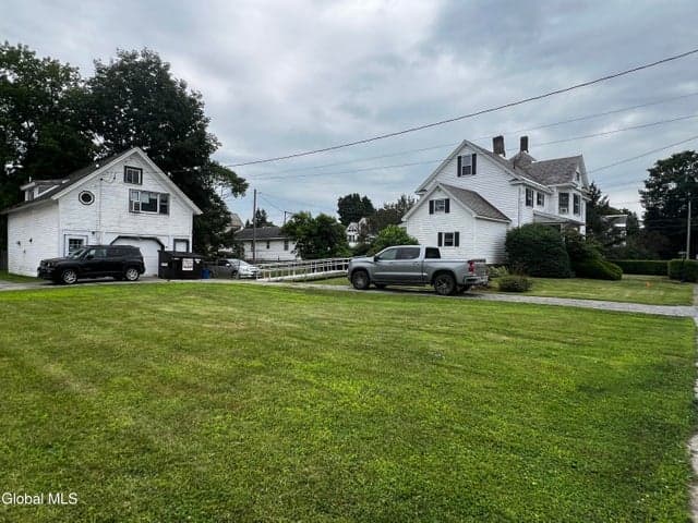 7 Irving Avenue, Granville, NY, photo 5