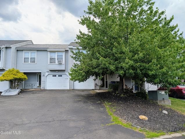9 Chadwyck Square, Cohoes, NY