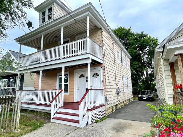 1306 Santa Fe Street, Schenectady, NY