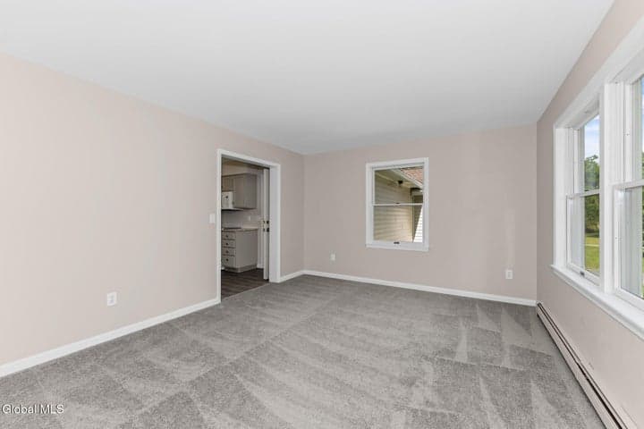 17-19 Teal Road, Averill Park, NY, photo 4
