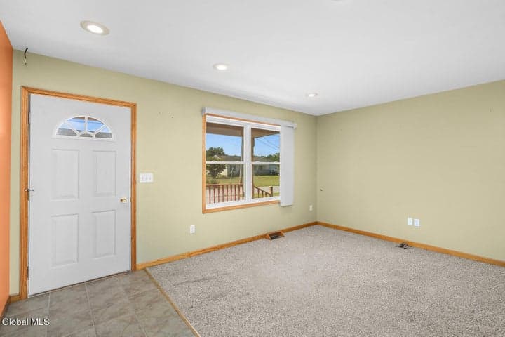 30 Galesville Road, Greenwich, NY, photo 3