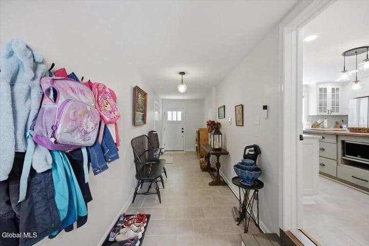 43 Grace Moore Road, Saratoga Springs, NY, photo 3